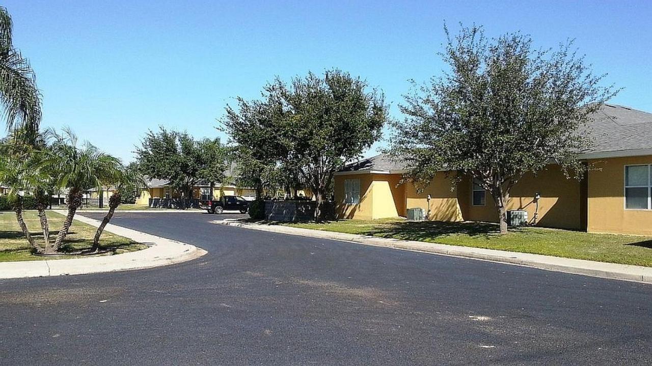 Beautifully Furnished 3Bd 2Br Pool Gated Condo In Mcallen, Tx Pharr Exteriér fotografie